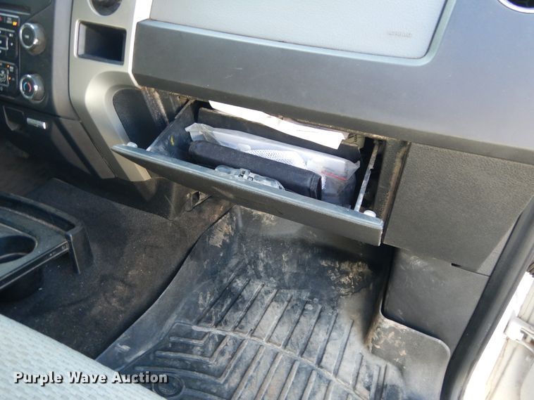 image for item DJ6708 2014 Ford F150  SuperCrew pickup truck