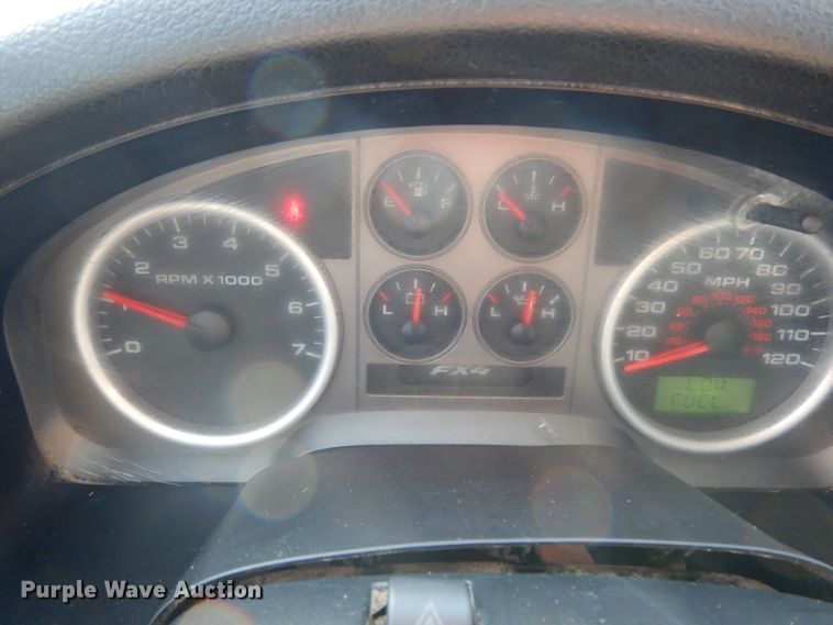 image for item DJ6710 2006 Ford F150  SuperCrew pickup truck