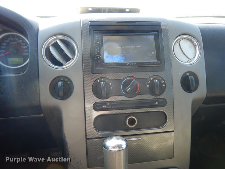 image for item DJ6710 2006 Ford F150  SuperCrew pickup truck