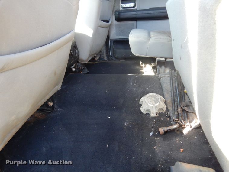 image for item DJ6710 2006 Ford F150  SuperCrew pickup truck