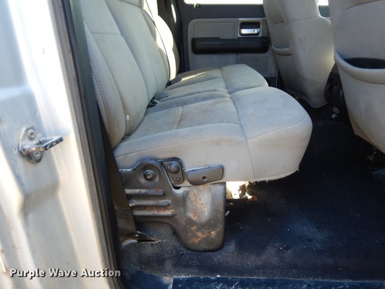 image for item DJ6710 2006 Ford F150  SuperCrew pickup truck