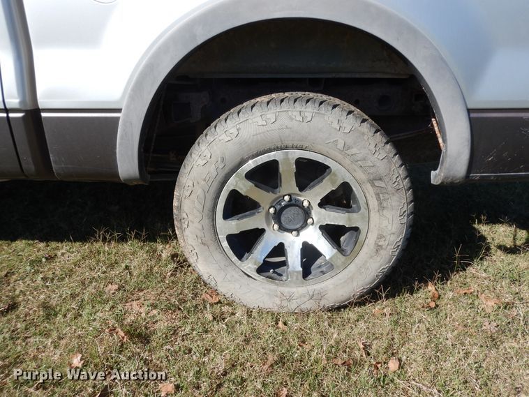 image for item DJ6710 2006 Ford F150  SuperCrew pickup truck