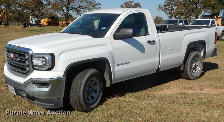 image for item DJ6711 2017 GMC Sierra 1500  pickup truck