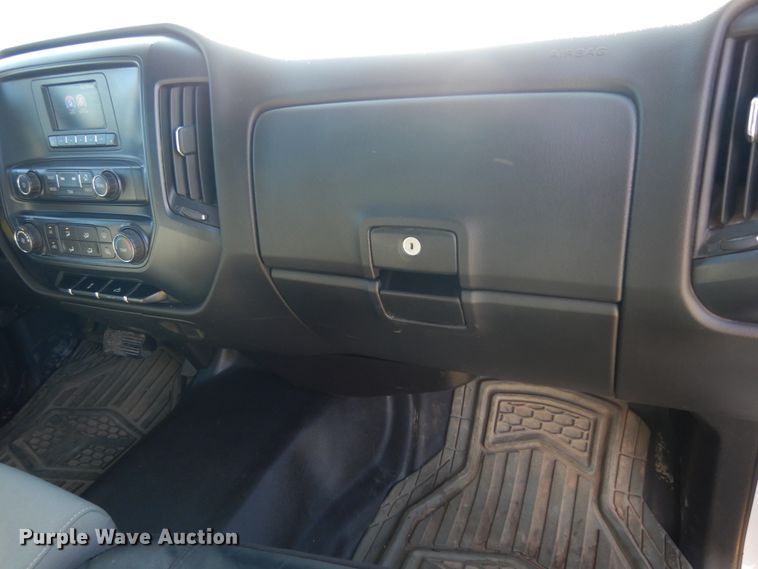 image for item DJ6711 2017 GMC Sierra 1500  pickup truck