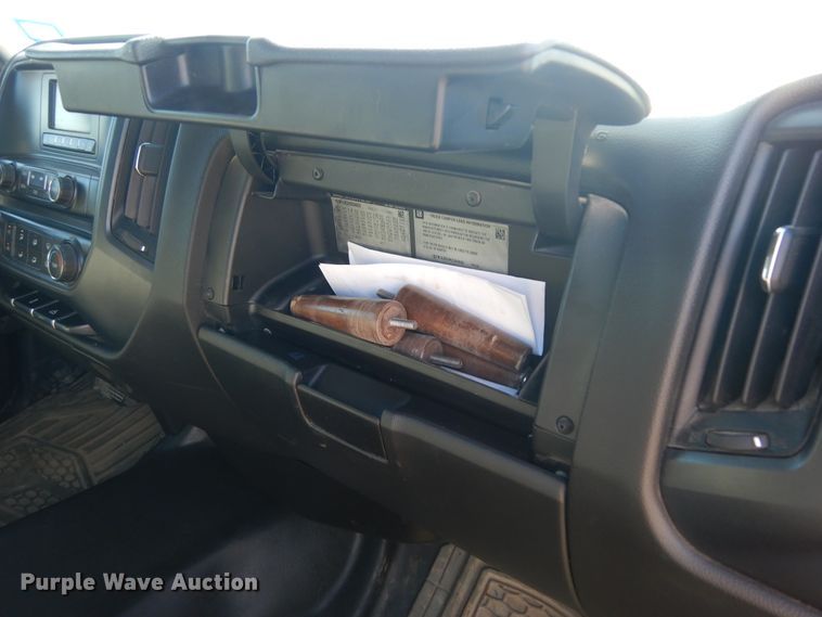 image for item DJ6711 2017 GMC Sierra 1500  pickup truck