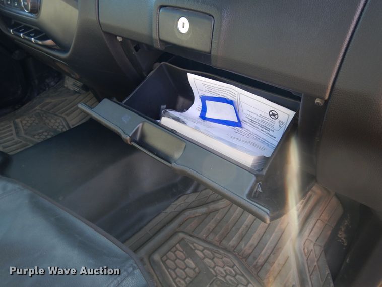 image for item DJ6711 2017 GMC Sierra 1500  pickup truck