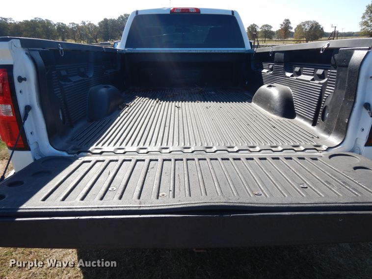 image for item DJ6711 2017 GMC Sierra 1500  pickup truck