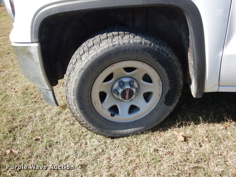 image for item DJ6711 2017 GMC Sierra 1500  pickup truck