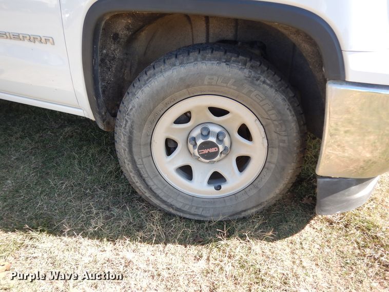 image for item DJ6711 2017 GMC Sierra 1500  pickup truck