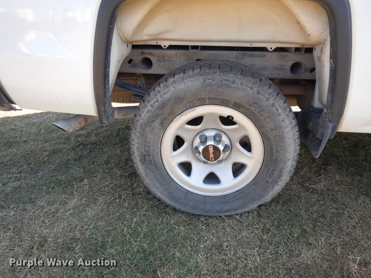 image for item DJ6711 2017 GMC Sierra 1500  pickup truck