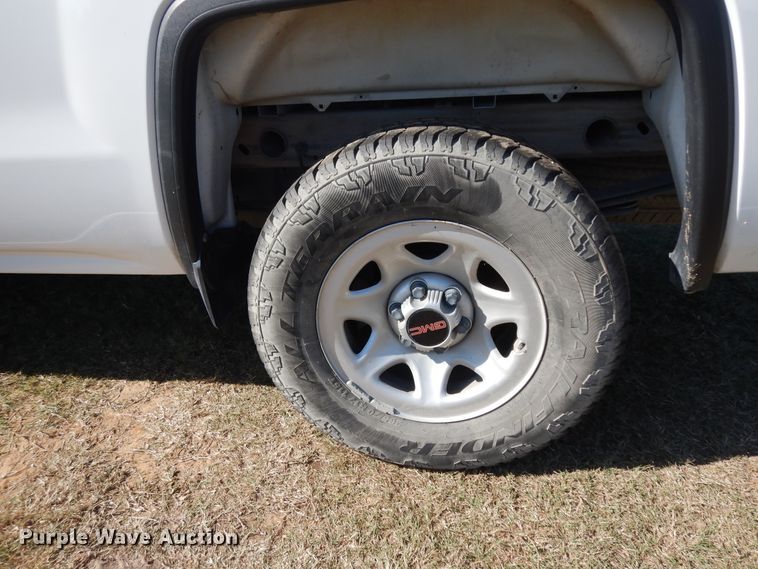 image for item DJ6711 2017 GMC Sierra 1500  pickup truck