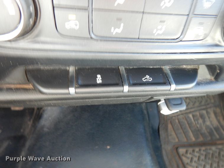 image for item DJ6712 2017 GMC Sierra 1500  pickup truck