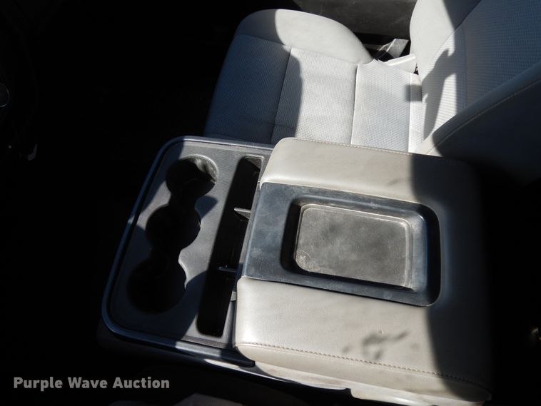 image for item DJ6712 2017 GMC Sierra 1500  pickup truck