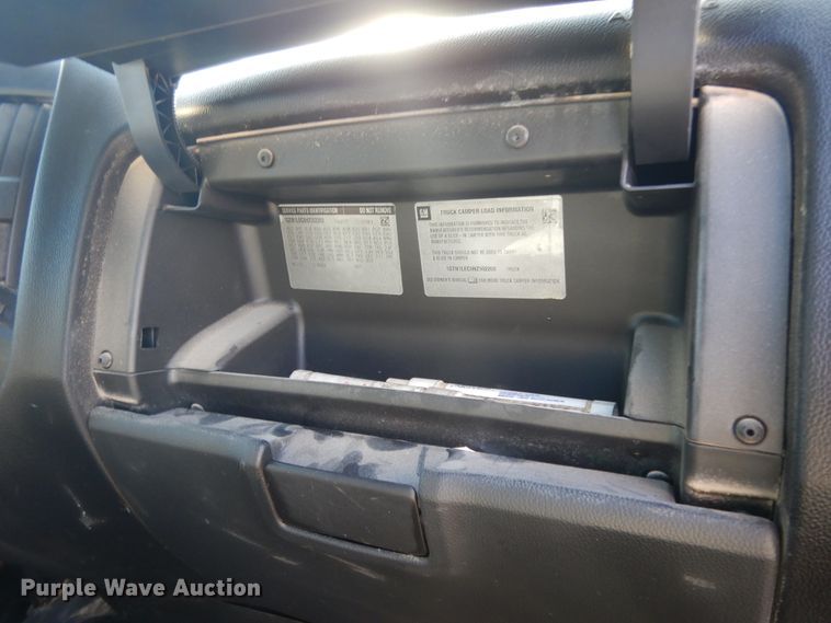 image for item DJ6712 2017 GMC Sierra 1500  pickup truck