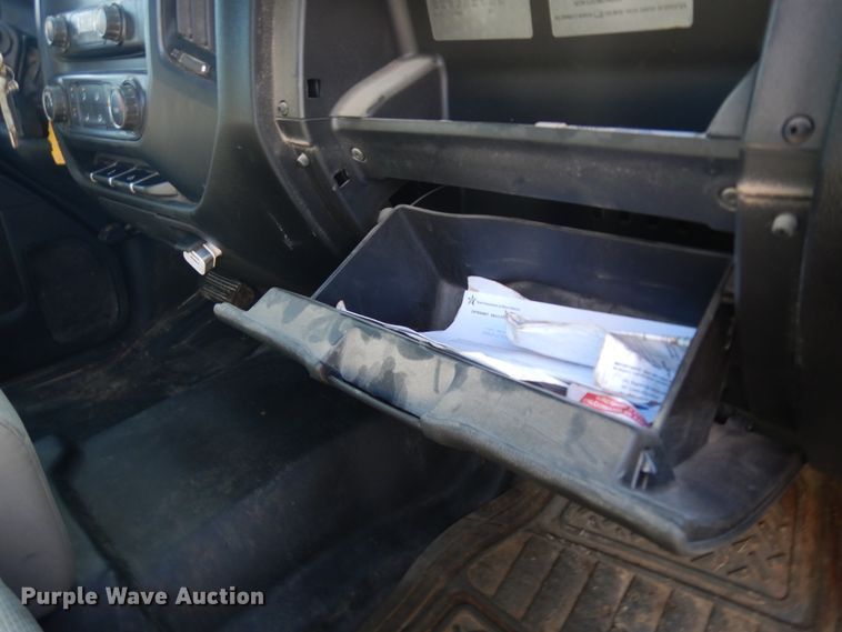 image for item DJ6712 2017 GMC Sierra 1500  pickup truck