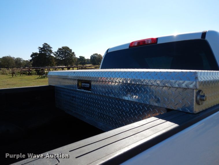 image for item DJ6712 2017 GMC Sierra 1500  pickup truck