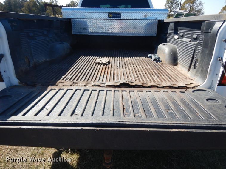 image for item DJ6712 2017 GMC Sierra 1500  pickup truck