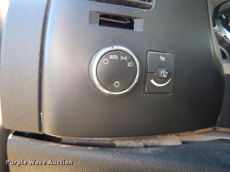 image for item DJ6715 2008 Chevrolet Silverado 1500  Crew Cab pickup truck