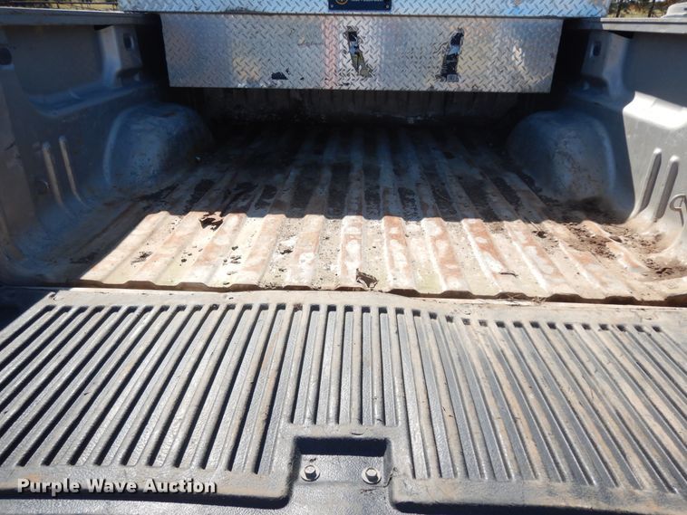 image for item DJ6715 2008 Chevrolet Silverado 1500  Crew Cab pickup truck