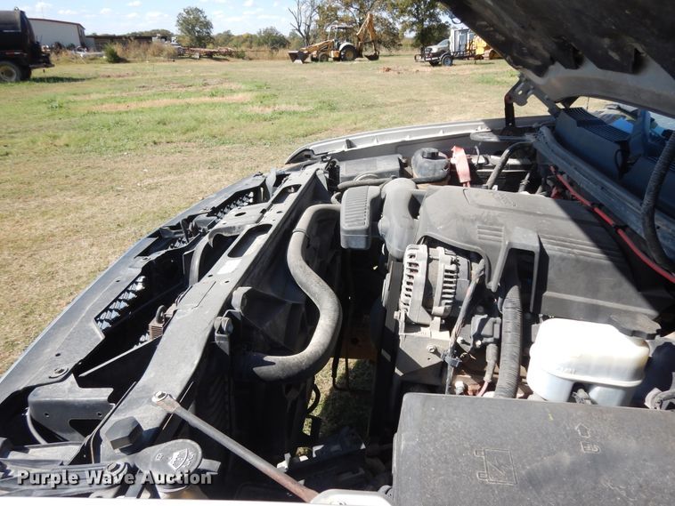 image for item DJ6715 2008 Chevrolet Silverado 1500  Crew Cab pickup truck