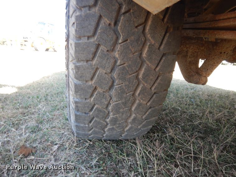 image for item DJ6715 2008 Chevrolet Silverado 1500  Crew Cab pickup truck