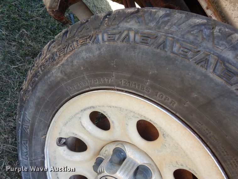 image for item DJ6715 2008 Chevrolet Silverado 1500  Crew Cab pickup truck