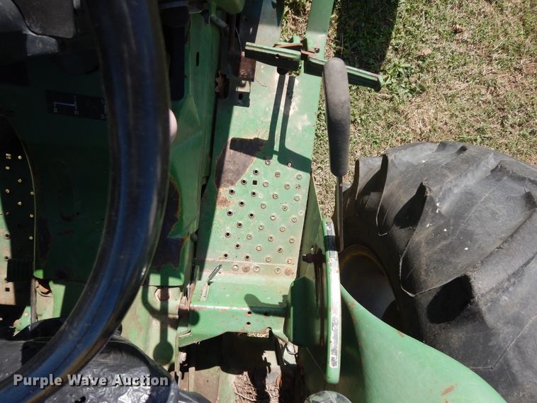 image for item DJ6716 John Deere 2155  tractor