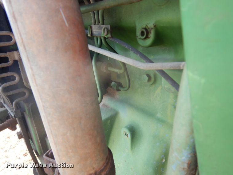 image for item DJ6716 John Deere 2155  tractor