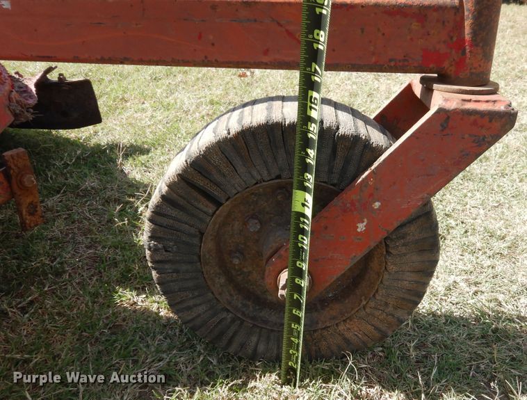 image for item DJ6716 John Deere 2155  tractor