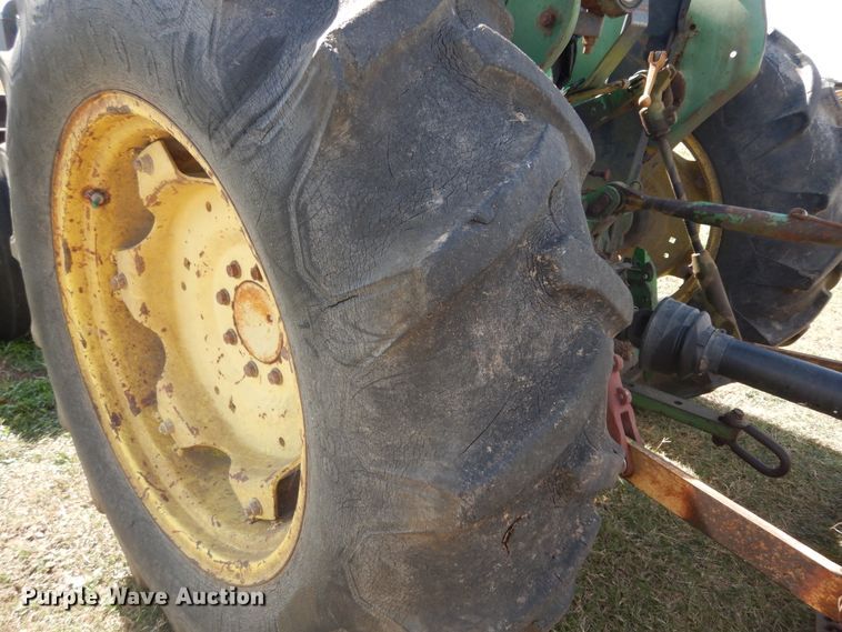 image for item DJ6716 John Deere 2155  tractor