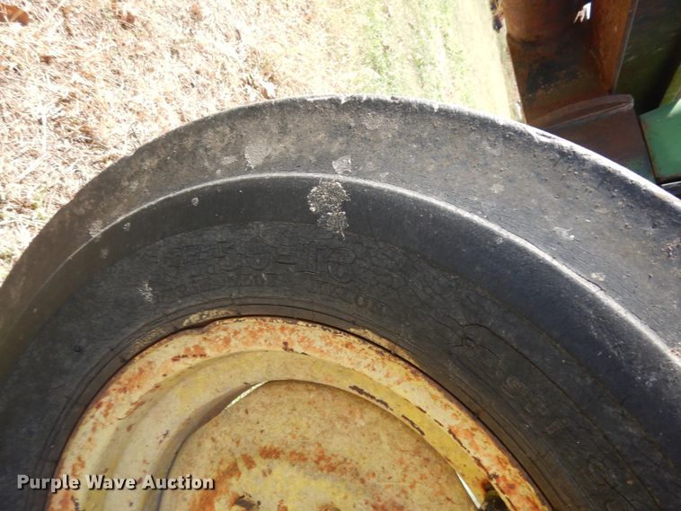 image for item DJ6716 John Deere 2155  tractor