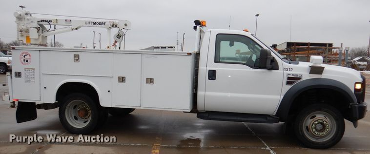 image for item DJ6938 2008 Ford F550 Super Duty  utility truck with crane