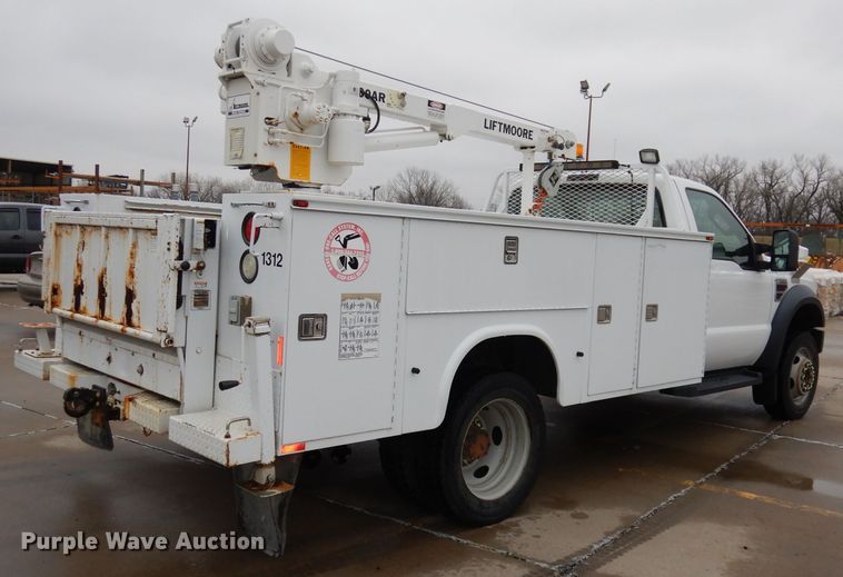 image for item DJ6938 2008 Ford F550 Super Duty  utility truck with crane