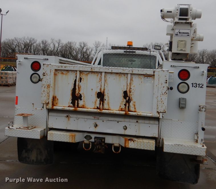 image for item DJ6938 2008 Ford F550 Super Duty  utility truck with crane