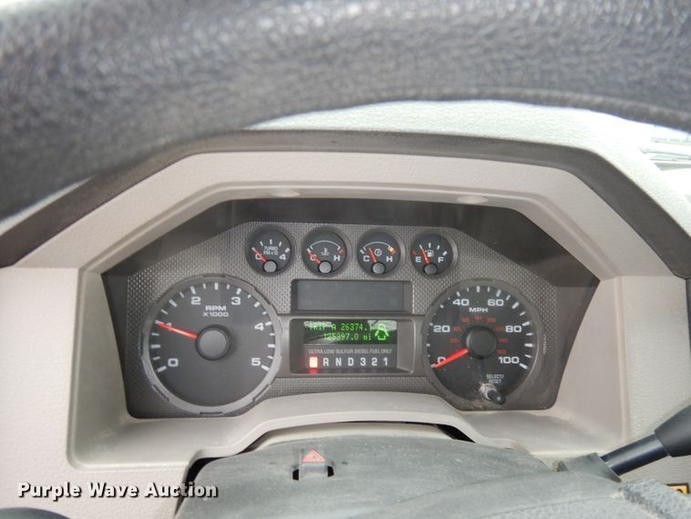 image for item DJ6938 2008 Ford F550 Super Duty  utility truck with crane