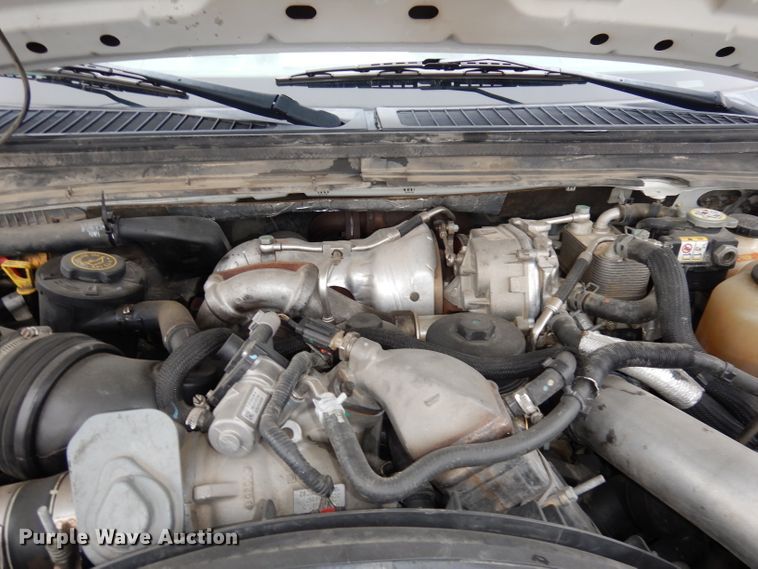 image for item DJ6938 2008 Ford F550 Super Duty  utility truck with crane