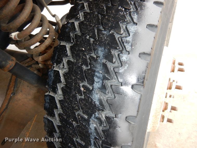 image for item DJ6938 2008 Ford F550 Super Duty  utility truck with crane