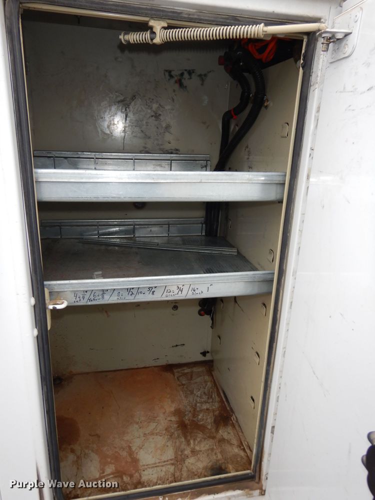 image for item DJ6938 2008 Ford F550 Super Duty  utility truck with crane