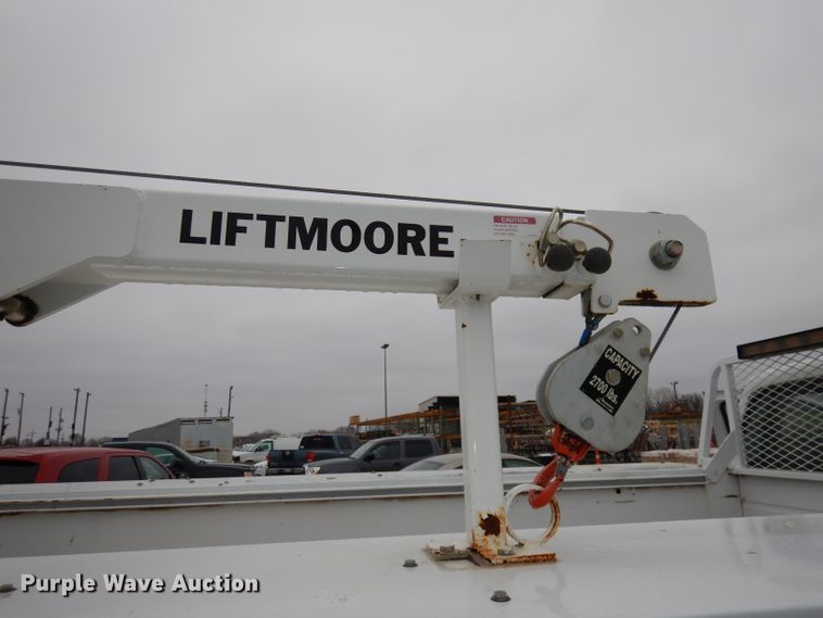 image for item DJ6938 2008 Ford F550 Super Duty  utility truck with crane