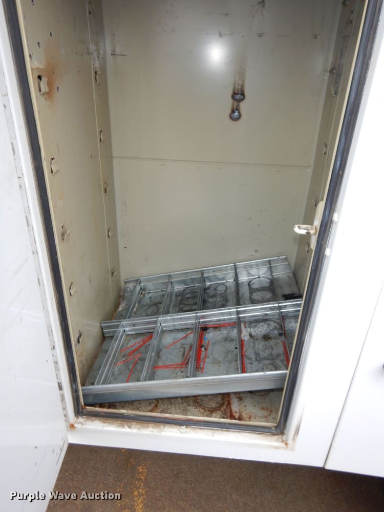 image for item DJ6938 2008 Ford F550 Super Duty  utility truck with crane