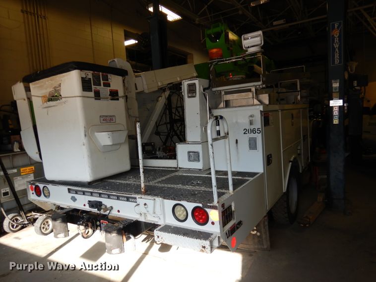 image for item DJ6958 2013 Ford F550 Super Duty  bucket truck