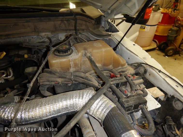 image for item DJ6958 2013 Ford F550 Super Duty  bucket truck