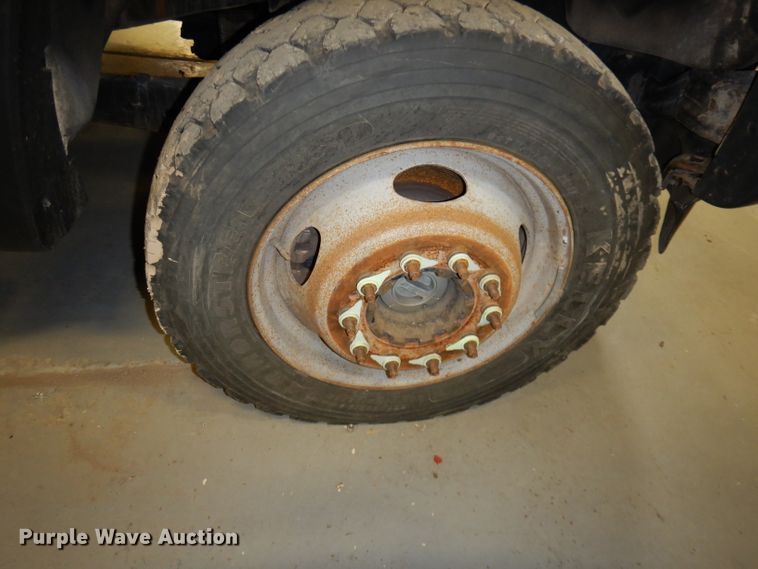 image for item DJ6958 2013 Ford F550 Super Duty  bucket truck