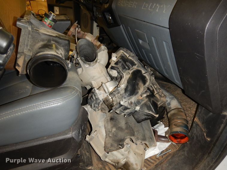 image for item DJ6958 2013 Ford F550 Super Duty  bucket truck