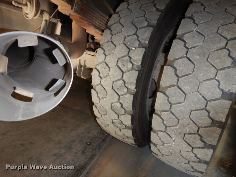 image for item DJ6958 2013 Ford F550 Super Duty  bucket truck