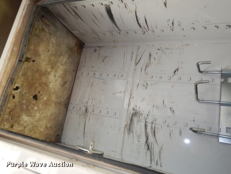 image for item DJ6958 2013 Ford F550 Super Duty  bucket truck