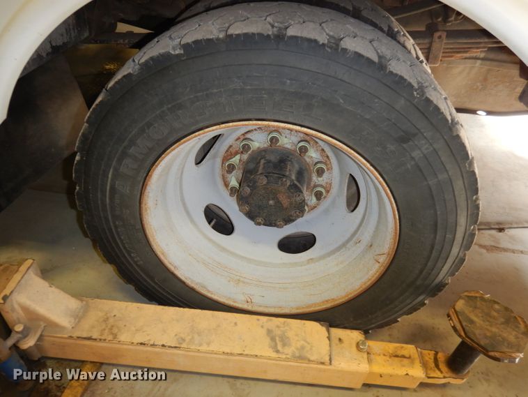 image for item DJ6958 2013 Ford F550 Super Duty  bucket truck