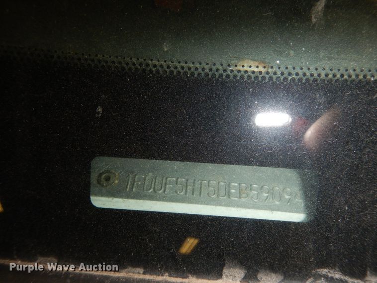 image for item DJ6958 2013 Ford F550 Super Duty  bucket truck