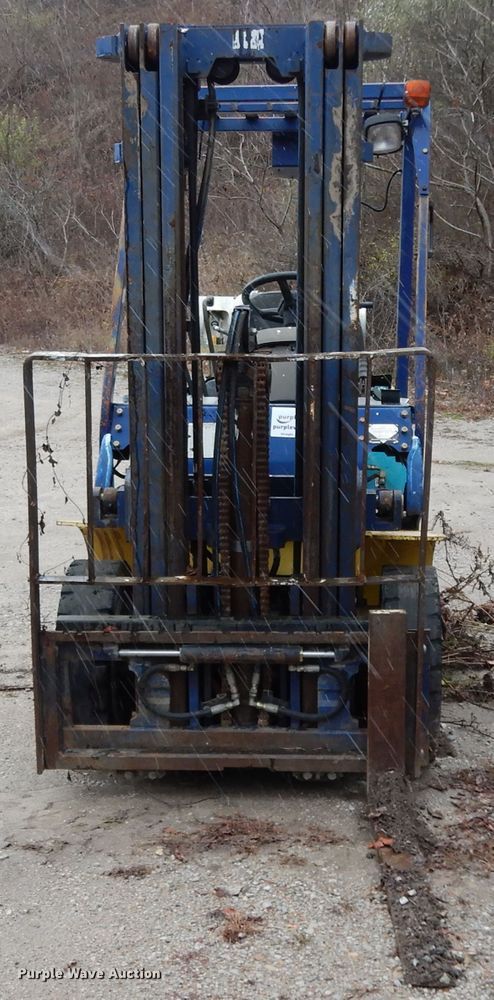image for item DJ8005 Komatsu FG25T-12  forklift