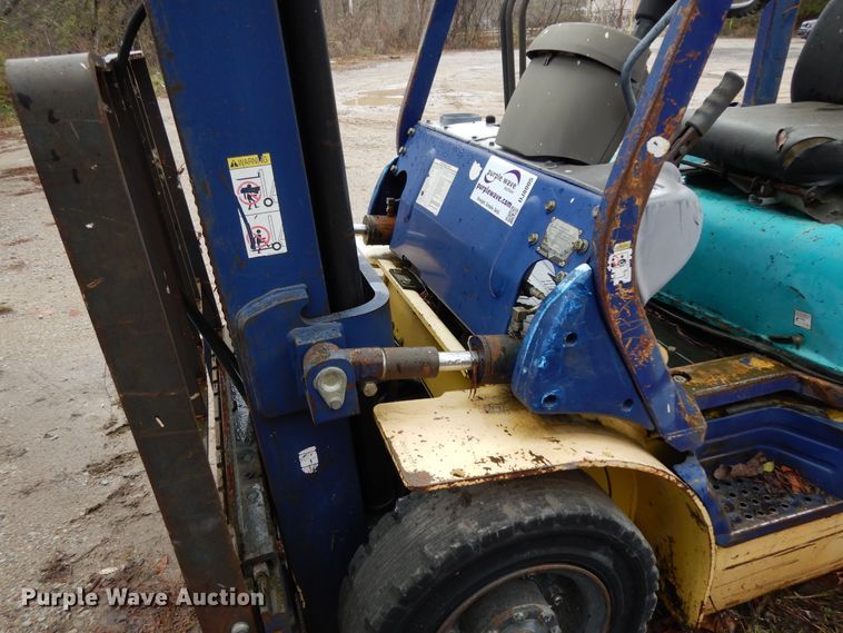 image for item DJ8005 Komatsu FG25T-12  forklift